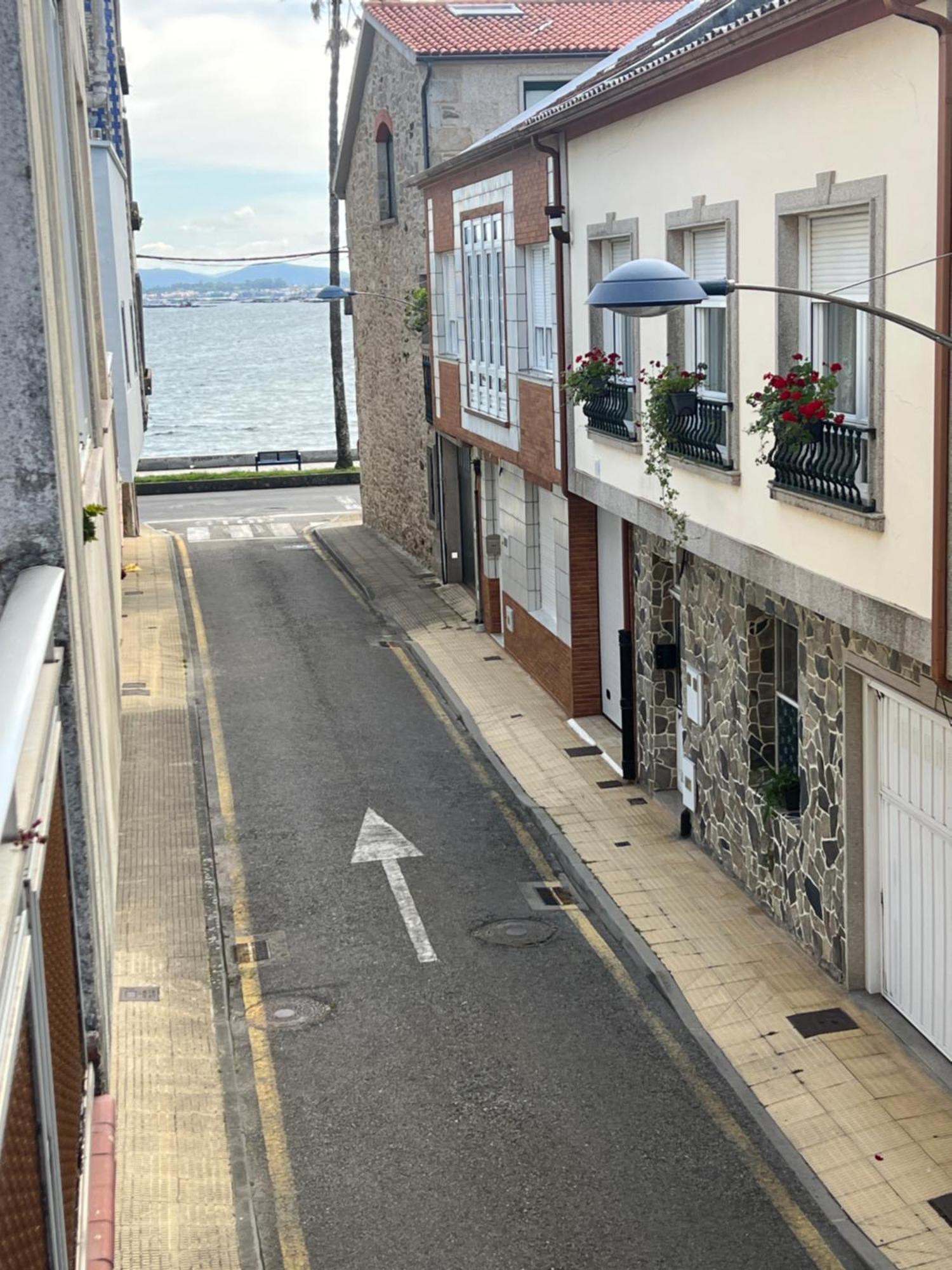 Renovado Arenales Apartment Pobra Do Caraminal Luaran gambar
